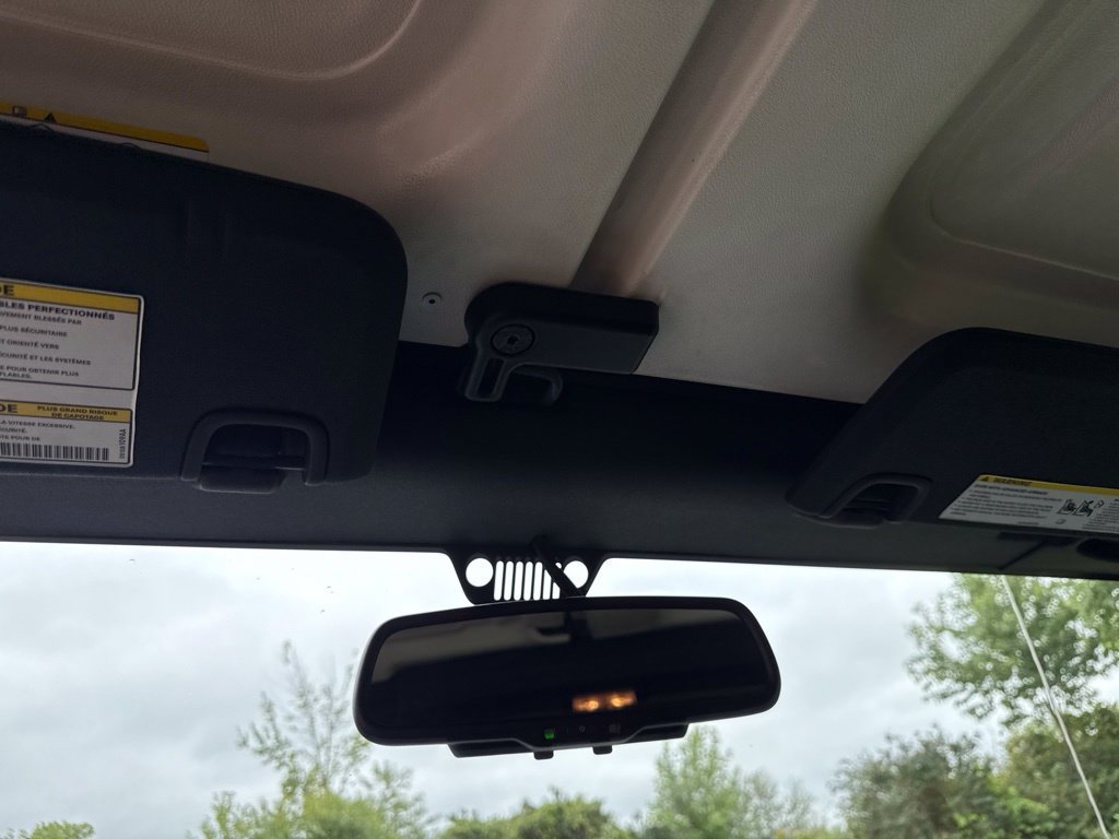 Used 2015 Jeep Wrangler Unlimited Sahara w/ Trailer Tow Group AWD/4WD image 29
