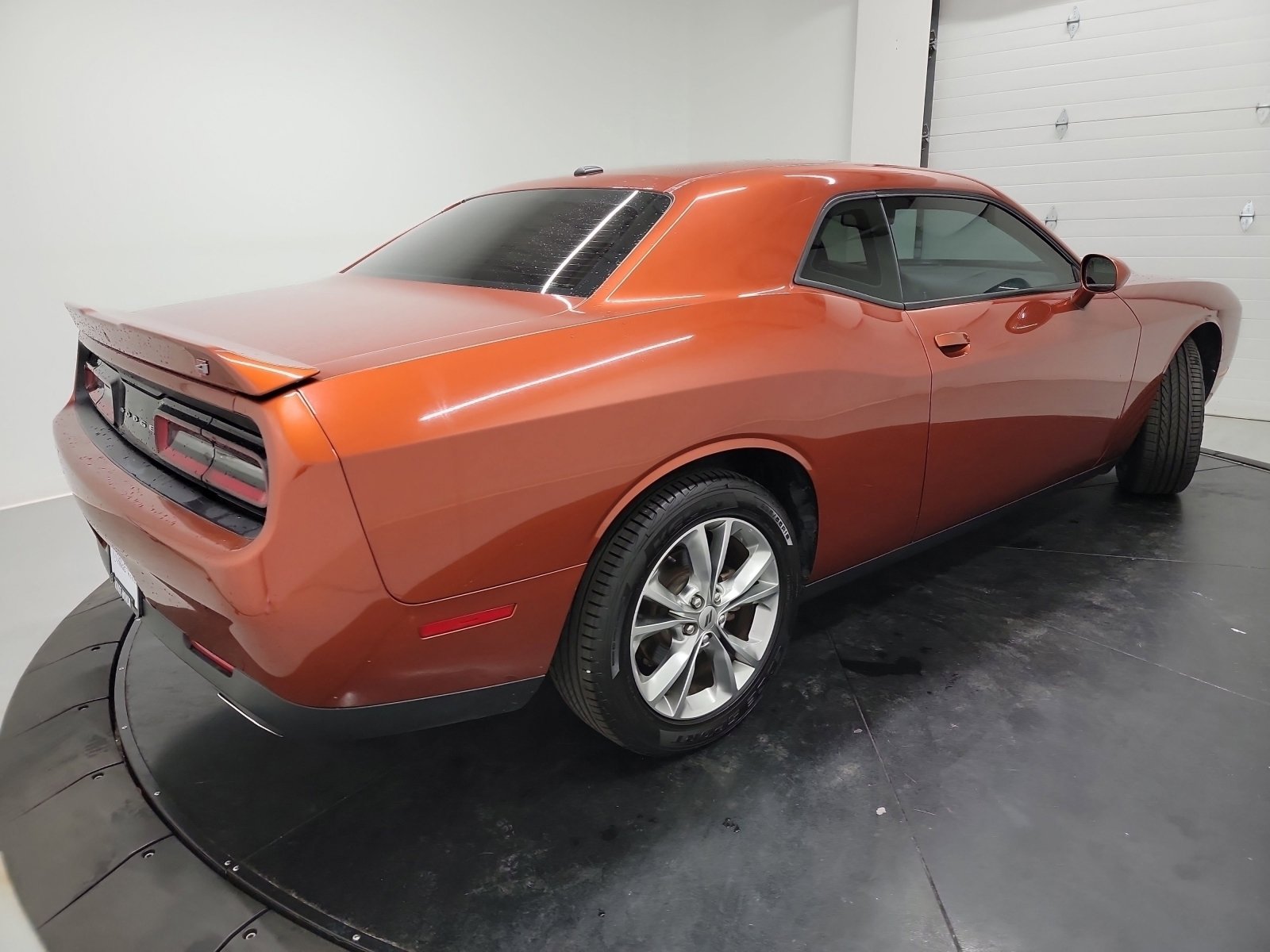 Used 2021 Dodge Challenger SXT image 9