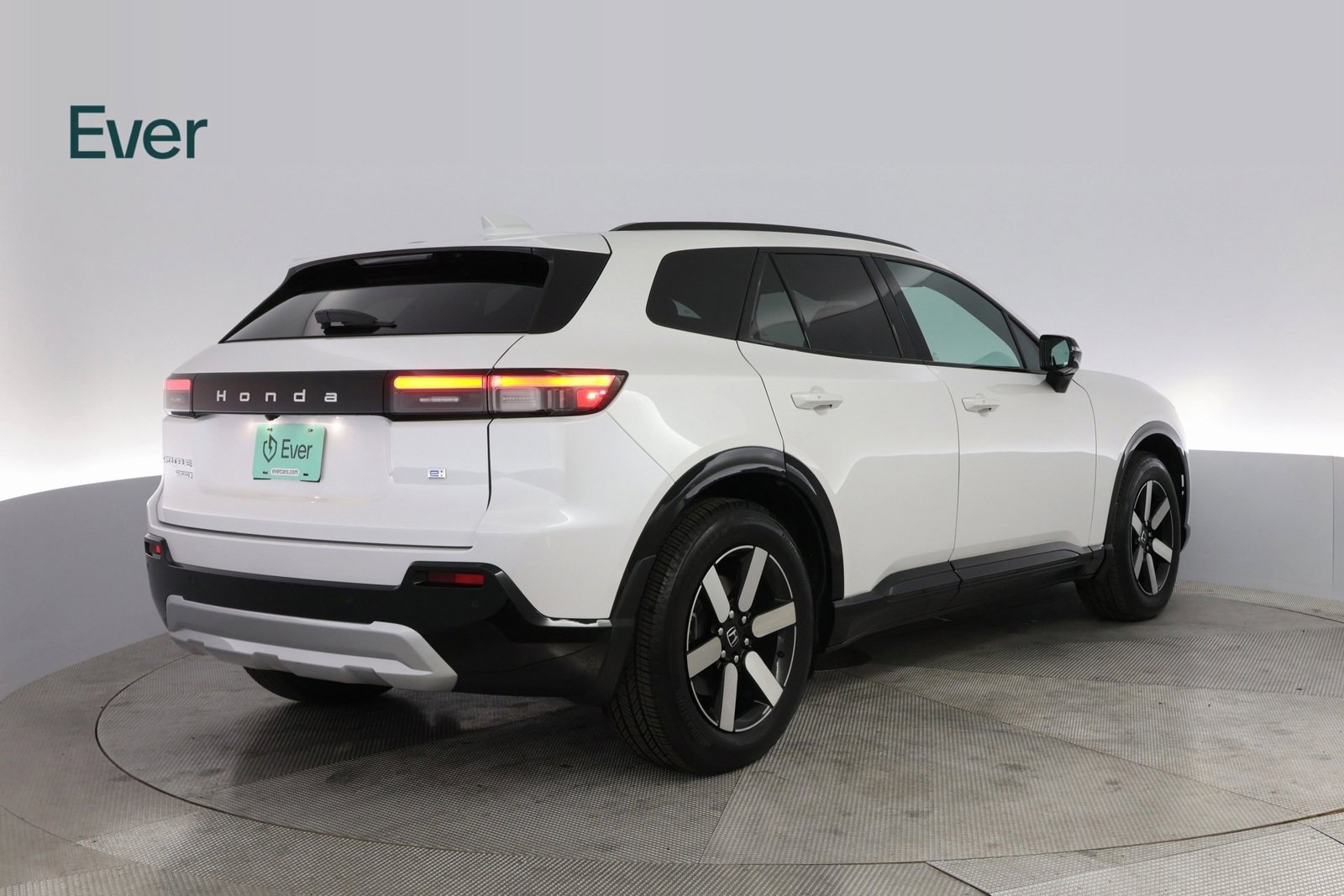 Used 2024 Honda Prologue Touring image 12