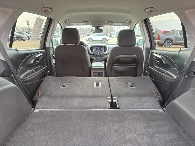Used 2023 GMC Terrain SLE w/ Driver Convenience Package image 40