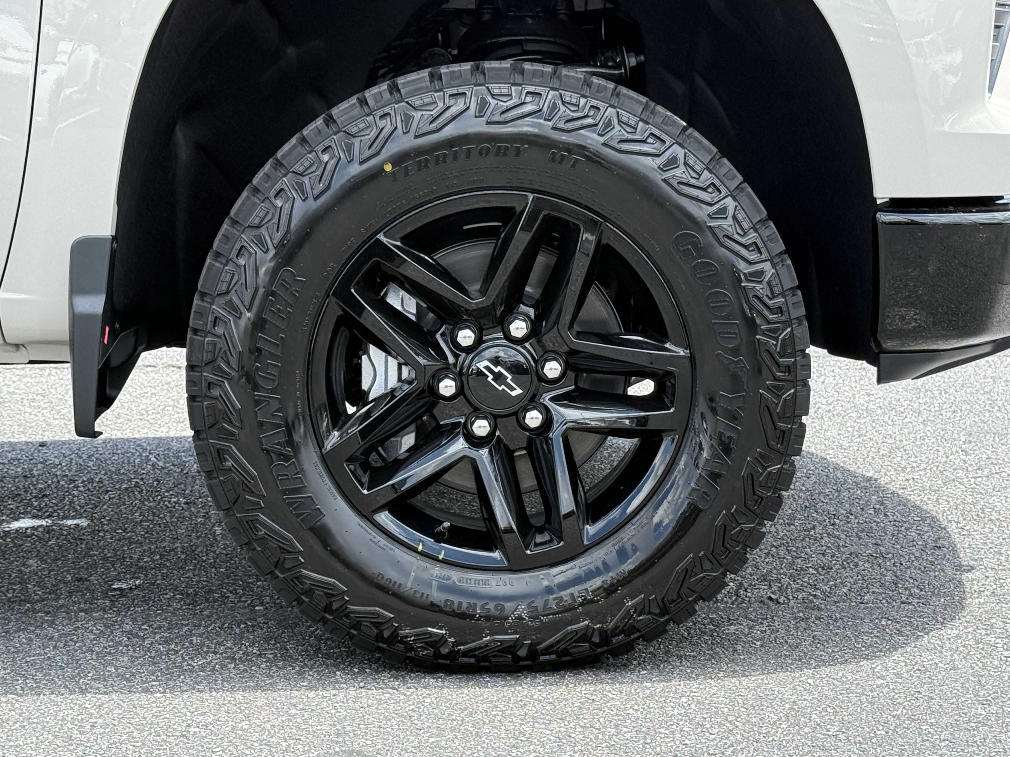New 2026 Chevrolet Silverado 1500 Custom Trail Boss AWD/4WD image 13