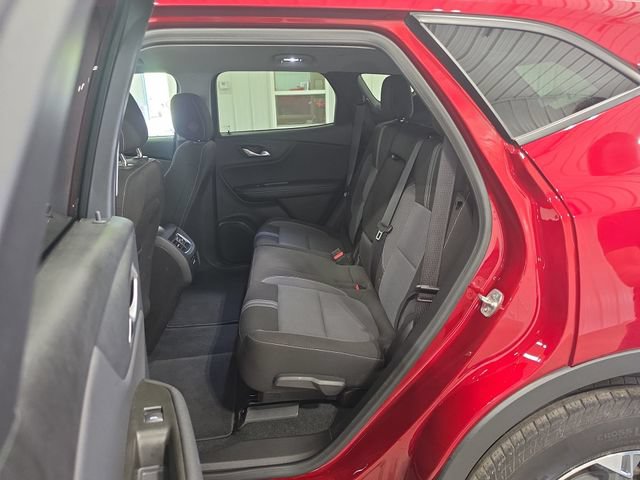 Used 2025 Chevrolet Blazer LT AWD/4WD image 24
