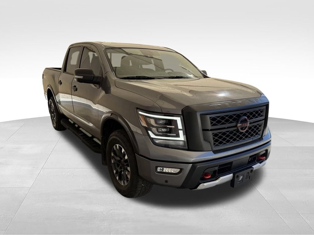 Used 2024 Nissan Titan PRO-4X w/ Pro-4x Convenience Package AWD/4WD image 7