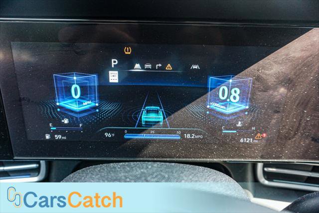 Used 2025 Hyundai Elantra SEL image 33