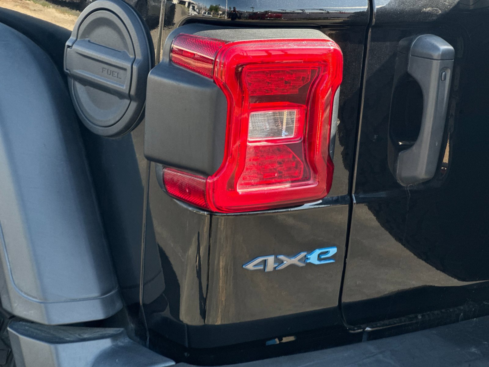 Used 2022 Jeep Wrangler Unlimited Rubicon 4xe image 26