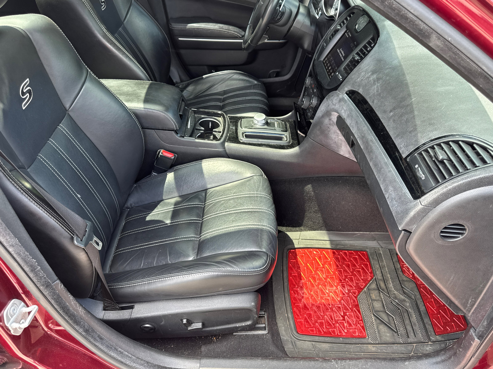 Used 2021 Chrysler 300 S RWD image 16