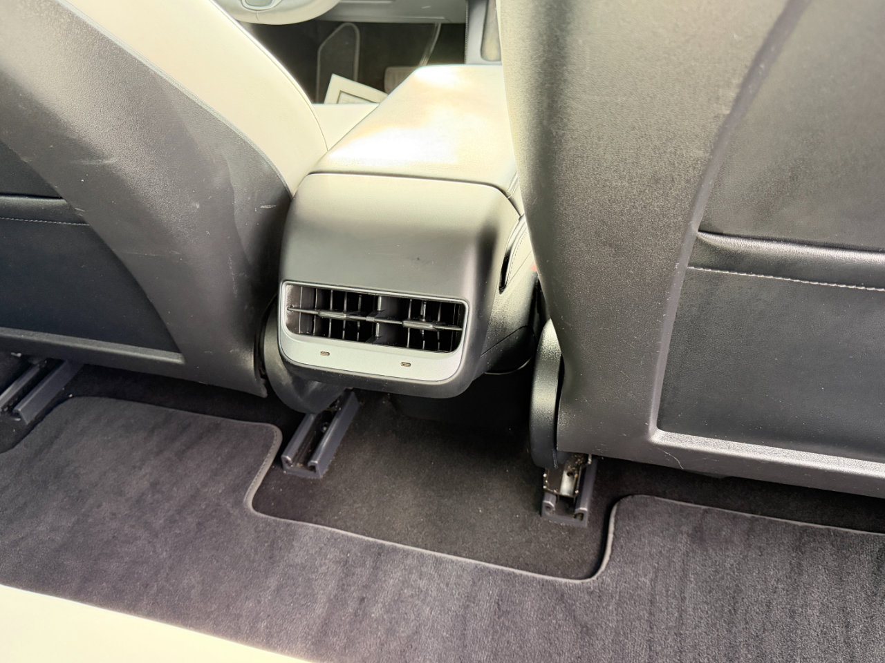 Used 2022 Tesla Model 3 Long Range image 36