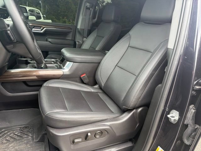 Used 2023 Chevrolet Silverado 1500 LT Trail Boss w/ Convenience Package II AWD/4WD image 19