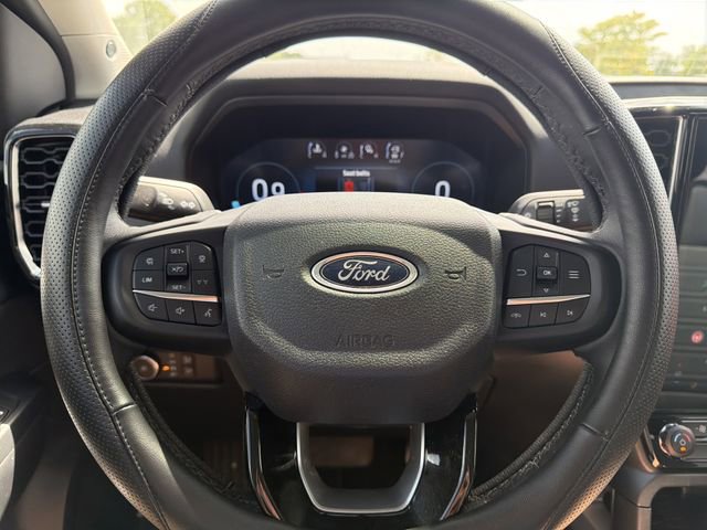 Used 2024 Ford Ranger Lariat w/ Advanced Towing Package AWD/4WD image 31