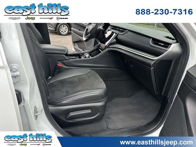 Certified 2023 Jeep Grand Cherokee L Laredo image 24