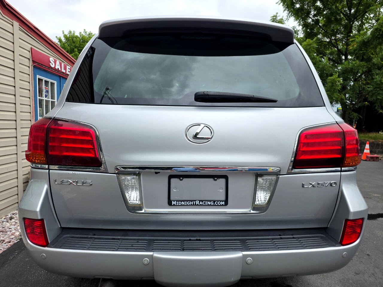 Used 2009 Lexus LX 570 4WD image 3