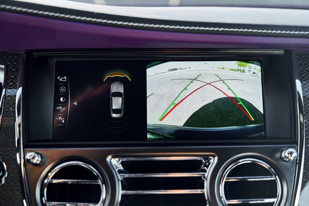 Used 2020 Rolls-Royce Wraith RWD image 56