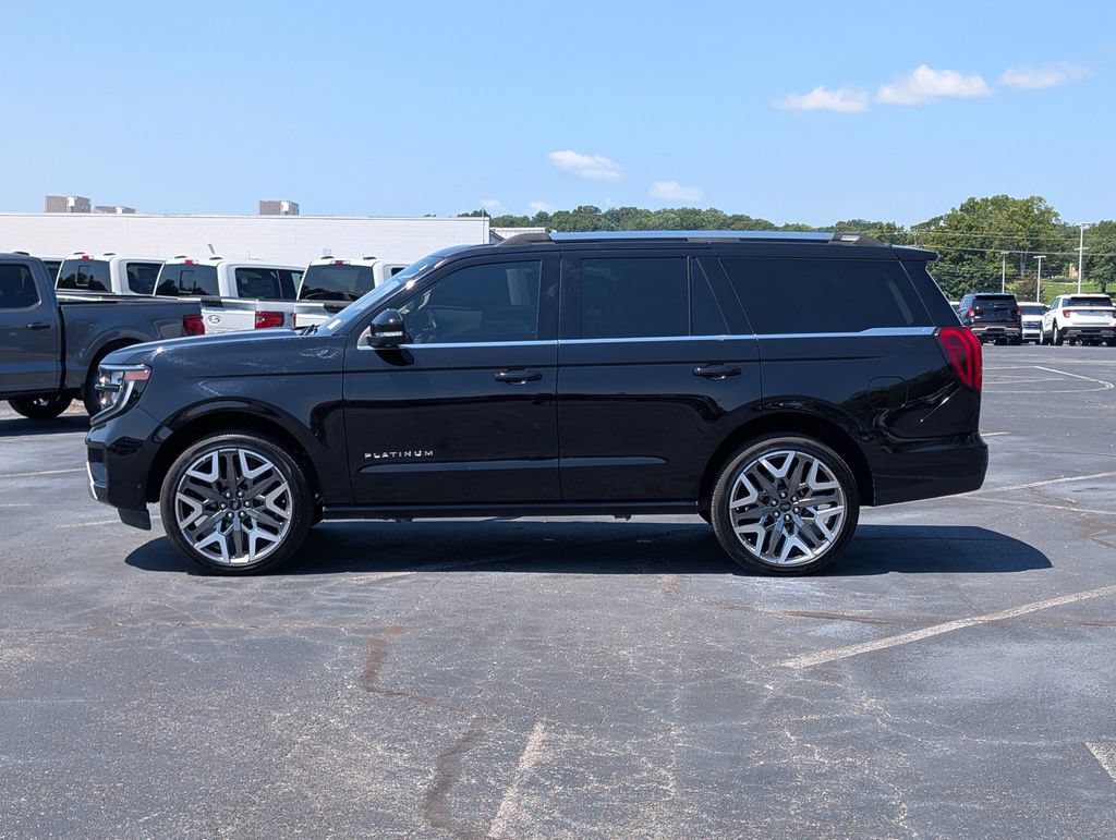 Used 2025 Ford Expedition Platinum w/ Platinum Ultimate Package AWD/4WD image 5