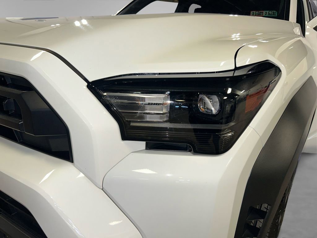 Used 2025 Toyota 4Runner SR5 image 20