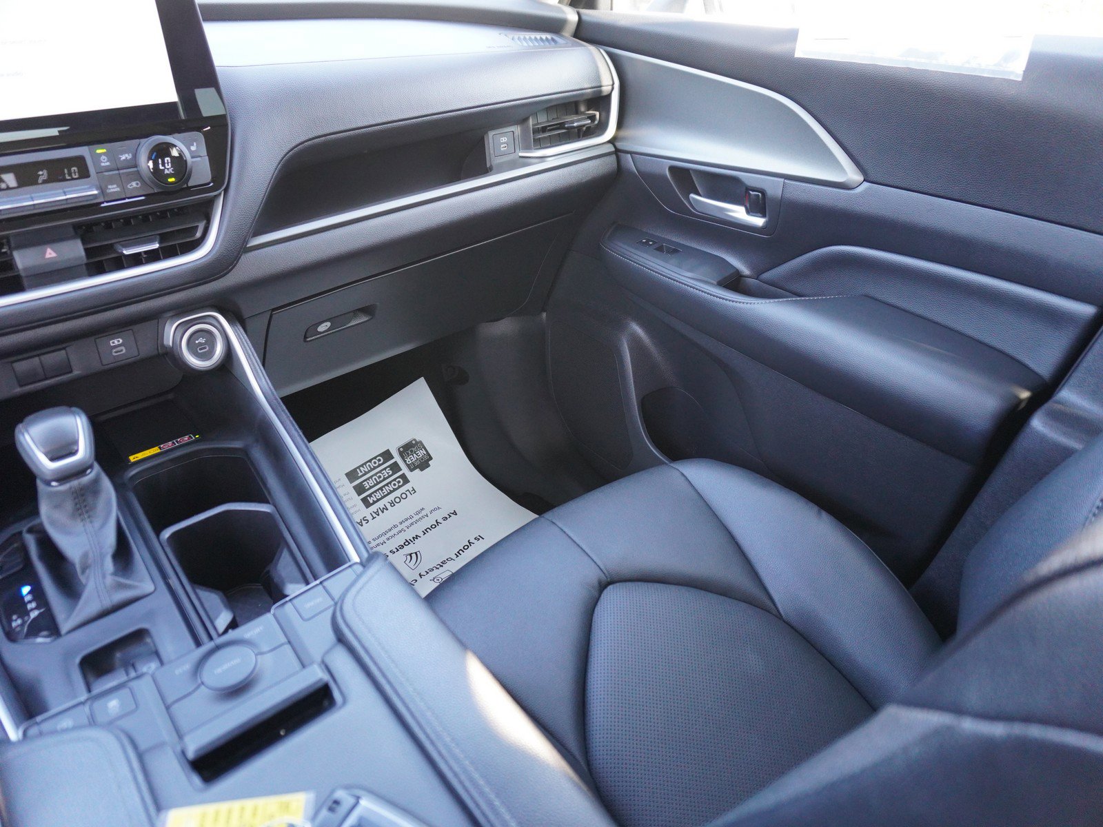 Used 2025 Toyota Grand Highlander XLE image 19