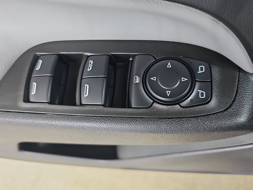 Certified 2024 Chevrolet Equinox LS w/ LS Convenience Package FWD image 33