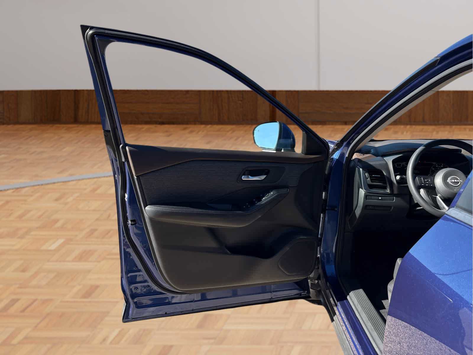 Used 2023 Nissan Rogue SV image 28