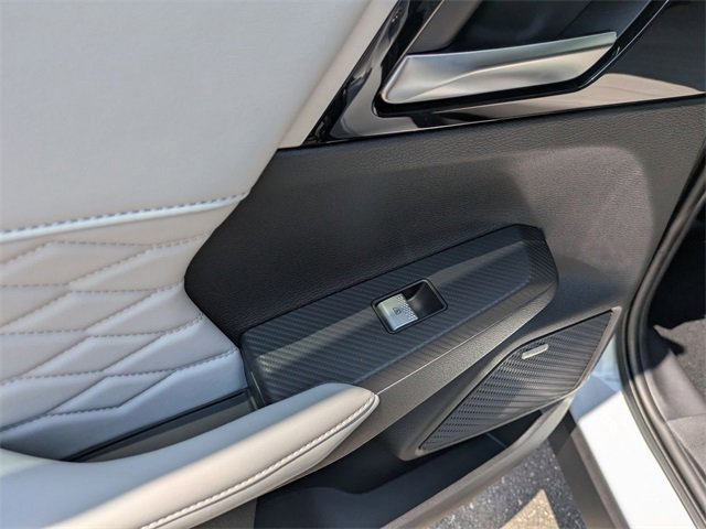 New 2025 Mitsubishi Outlander SEL image 28