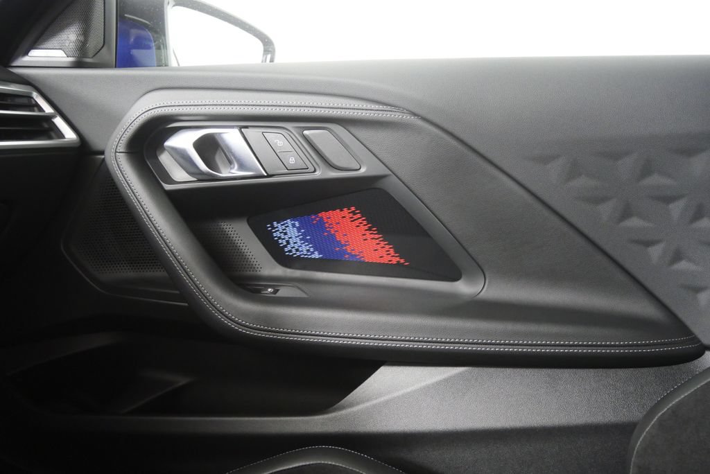 Used 2025 BMW M2 w/ Carbon Package RWD image 27