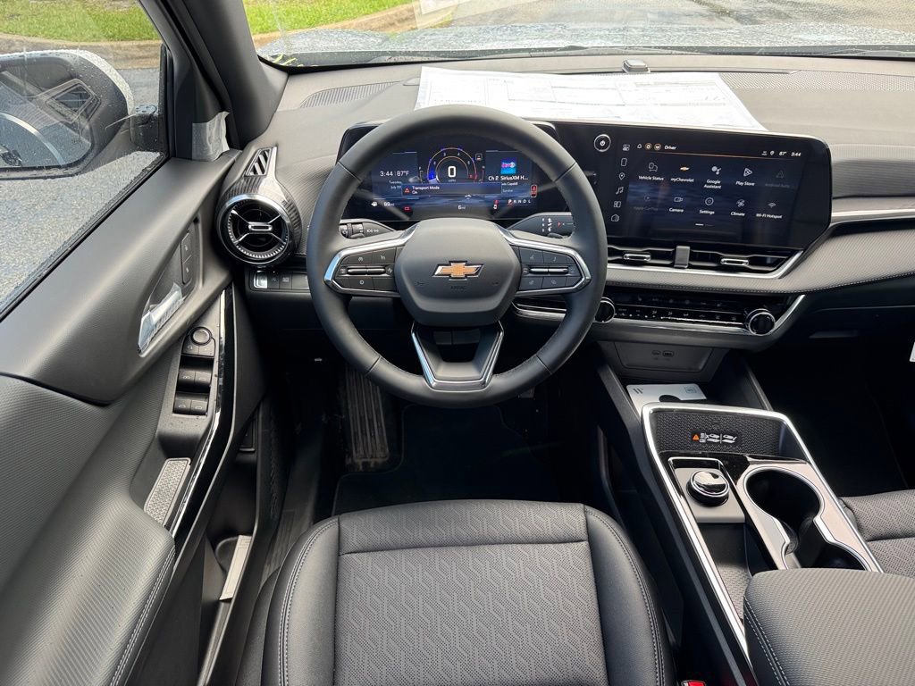 New 2026 Chevrolet Equinox LT w/ Convenience Package II image 17