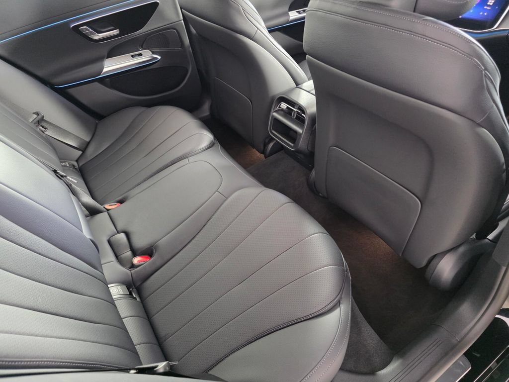 Certified 2025 Mercedes-Benz E 450 4MATIC Sedan image 26