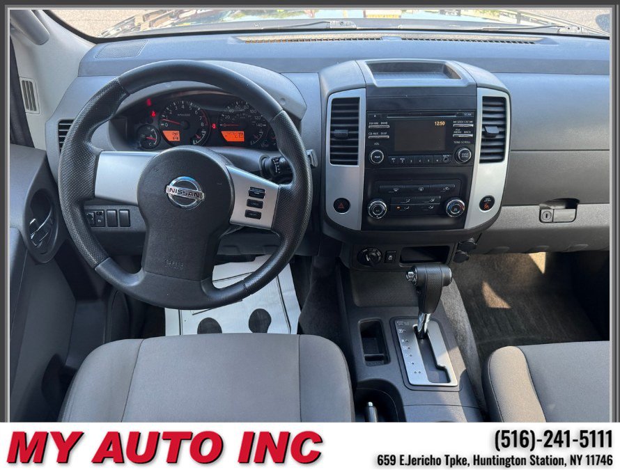 Used 2013 Nissan Xterra S AWD/4WD image 12