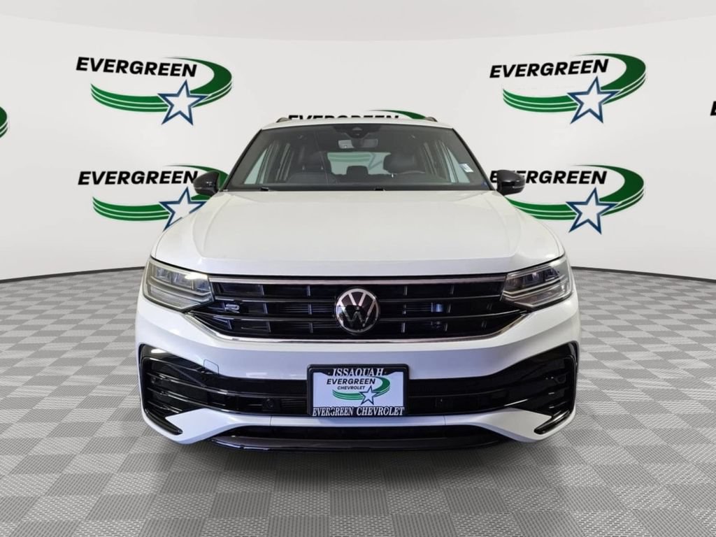 Used 2022 Volkswagen Tiguan SE R-Line AWD/4WD image 8