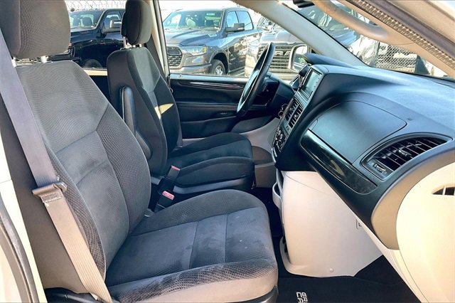 Used 2017 Dodge Grand Caravan SE w/ Power Window Group image 7