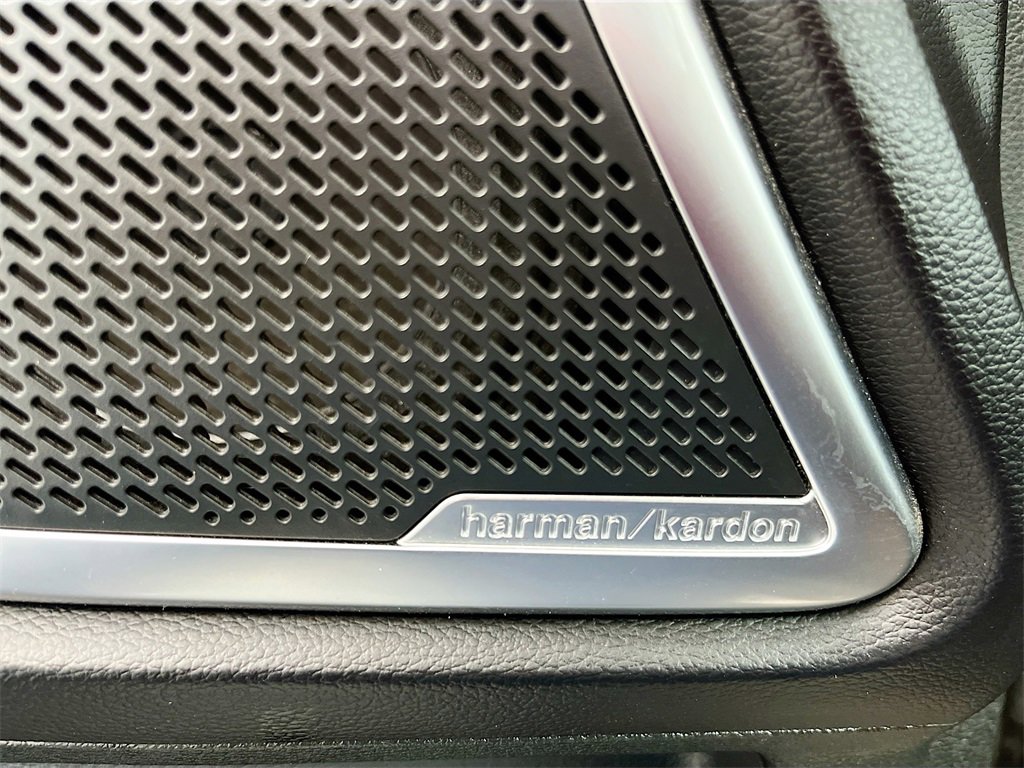 Used 2022 Kia Telluride SX w/ Towing Package image 19