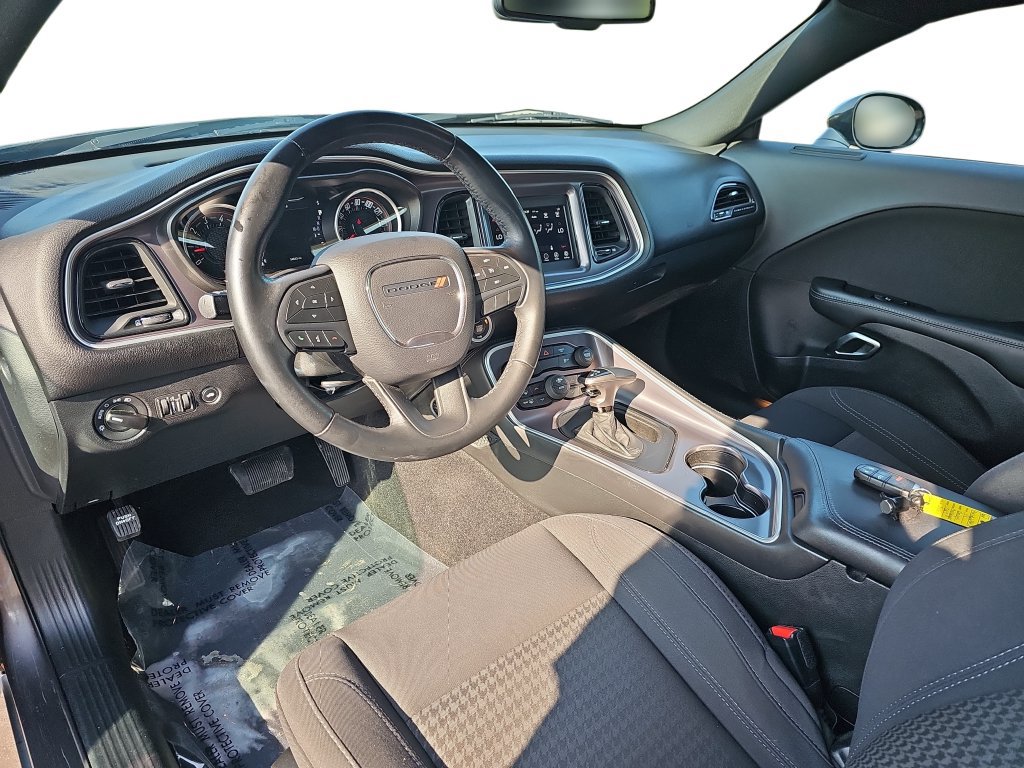 Used 2019 Dodge Challenger SXT RWD image 16