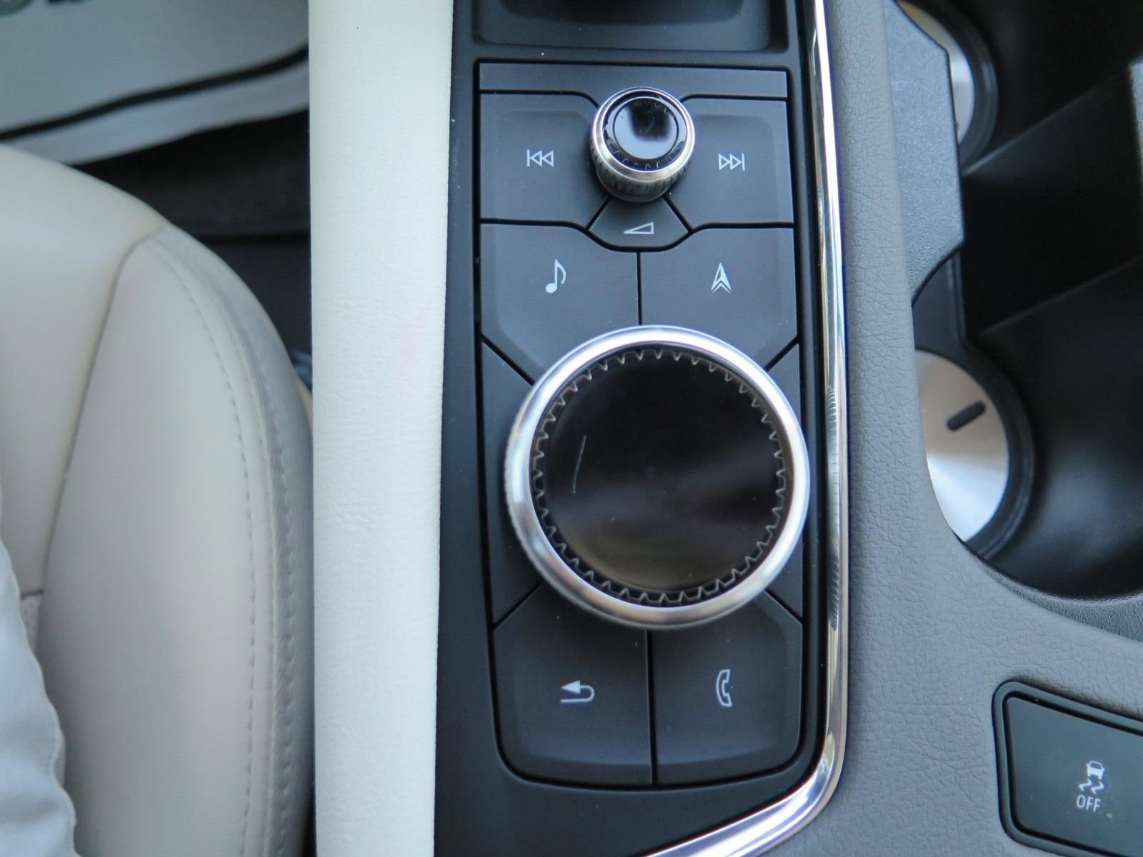 Certified 2024 Cadillac XT5 Premium Luxury w/ Technology Package image 11