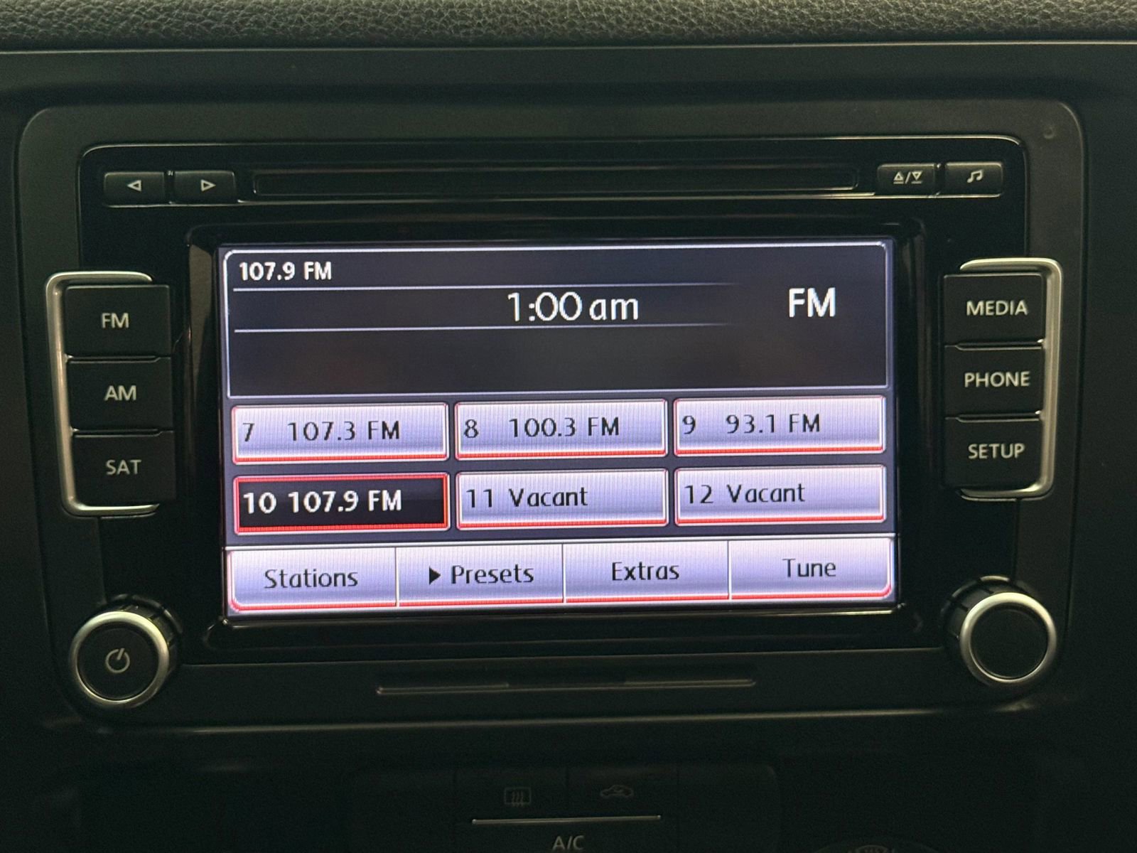 Used 2014 Volkswagen Jetta GLI image 31