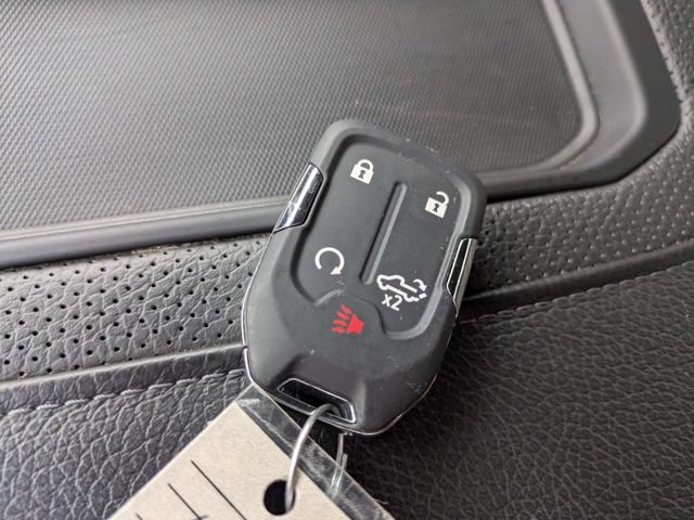 Used 2020 GMC Sierra 1500 Denali w/ Technology Package AWD/4WD image 32
