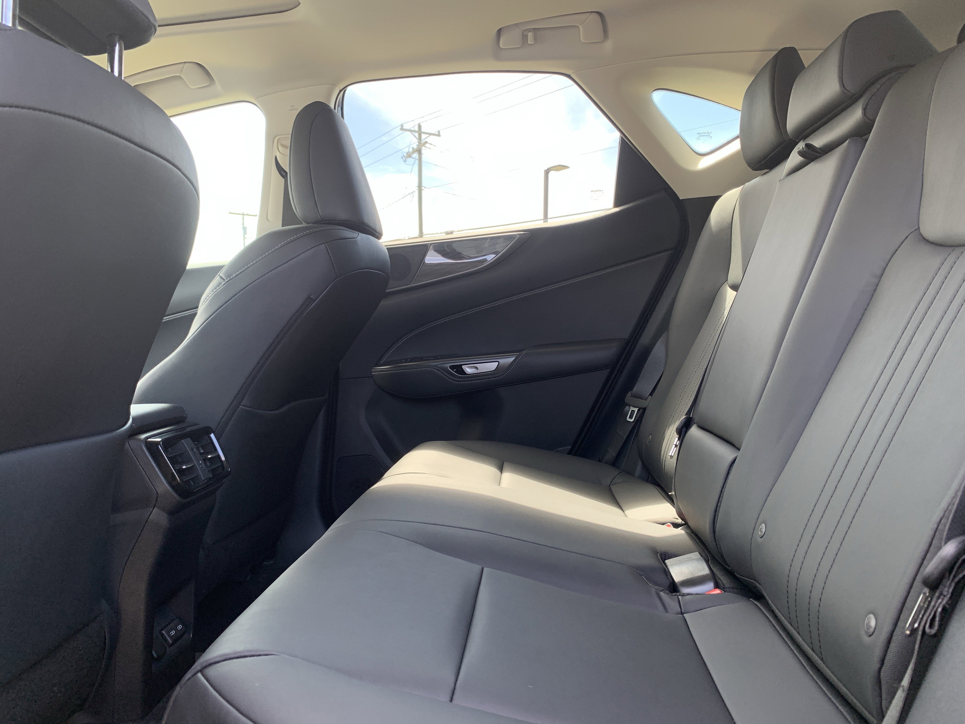 Certified 2026 Lexus NX 350 AWD w/ Accessory Package (2T) image 32
