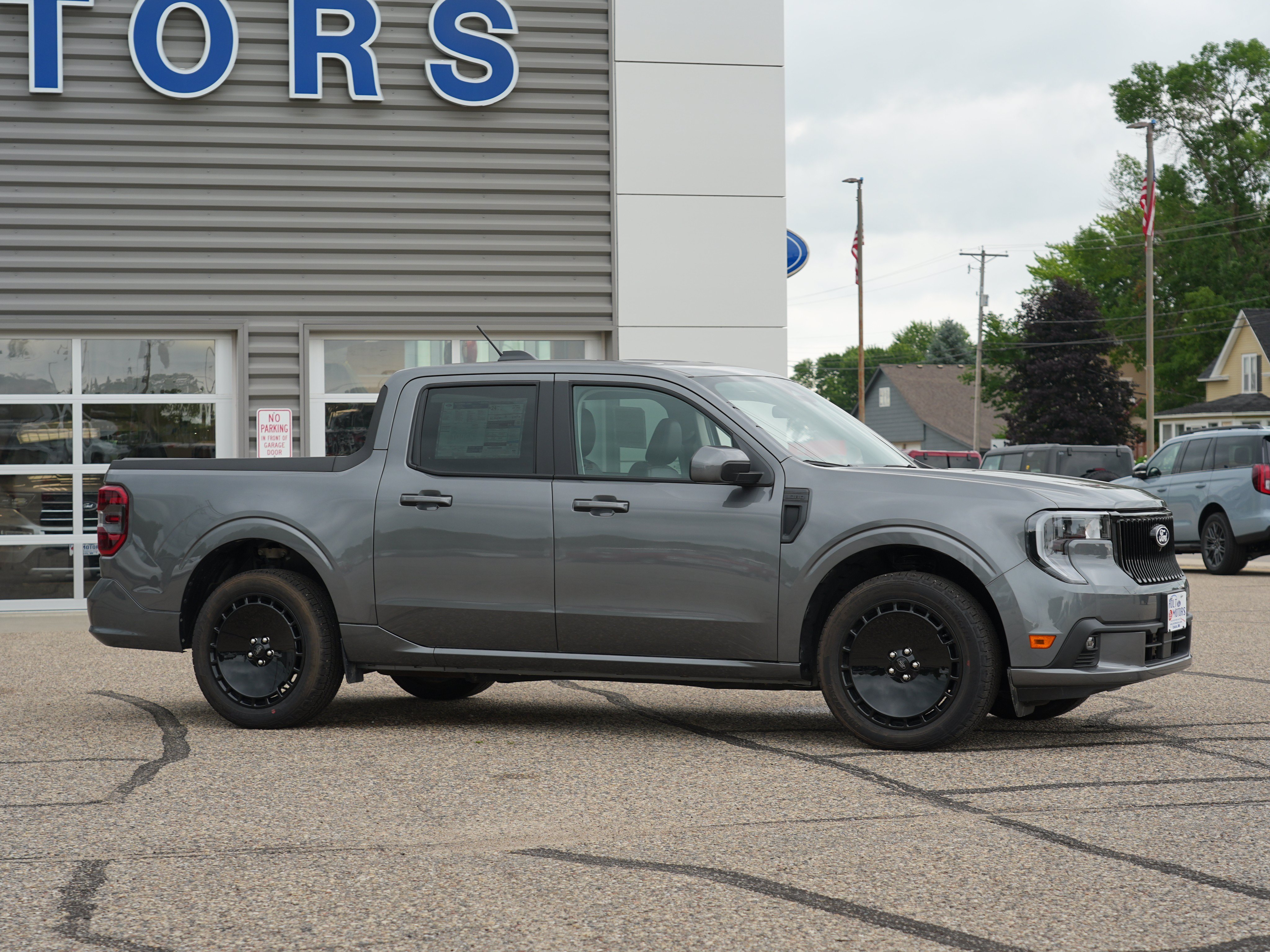 New 2026 Ford Maverick Lobo AWD/4WD image 2