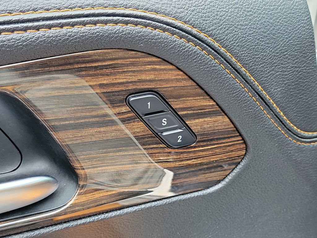 Used 2021 Chrysler Pacifica Pinnacle FWD image 20