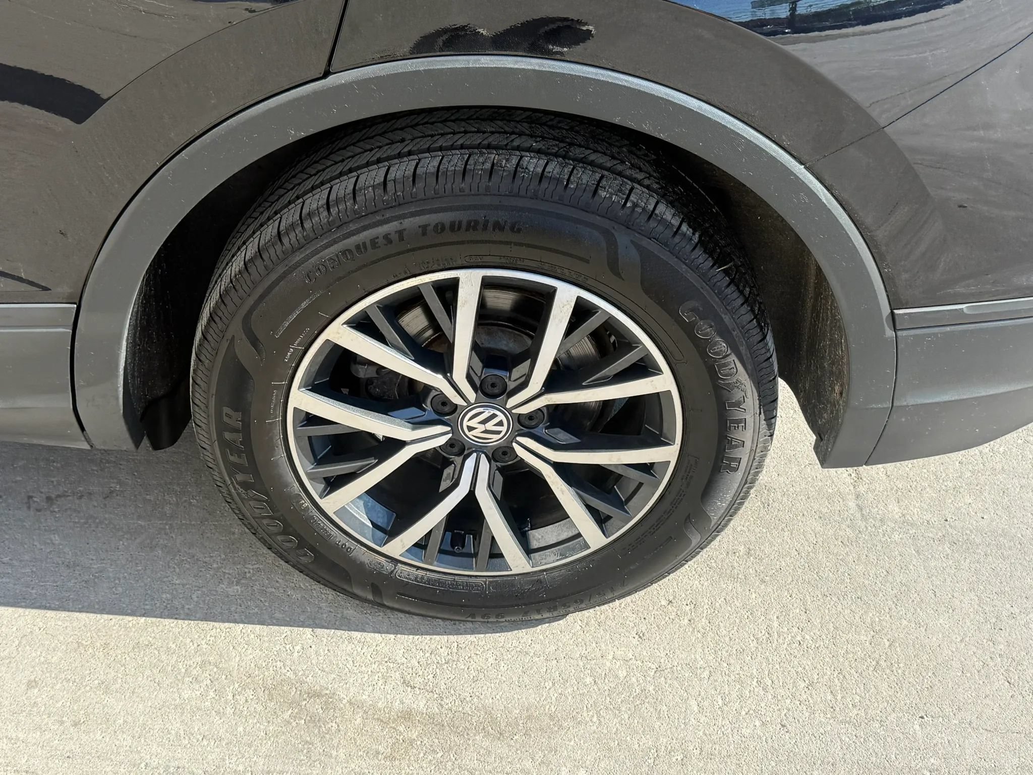 Used 2021 Volkswagen Tiguan S AWD/4WD image 43