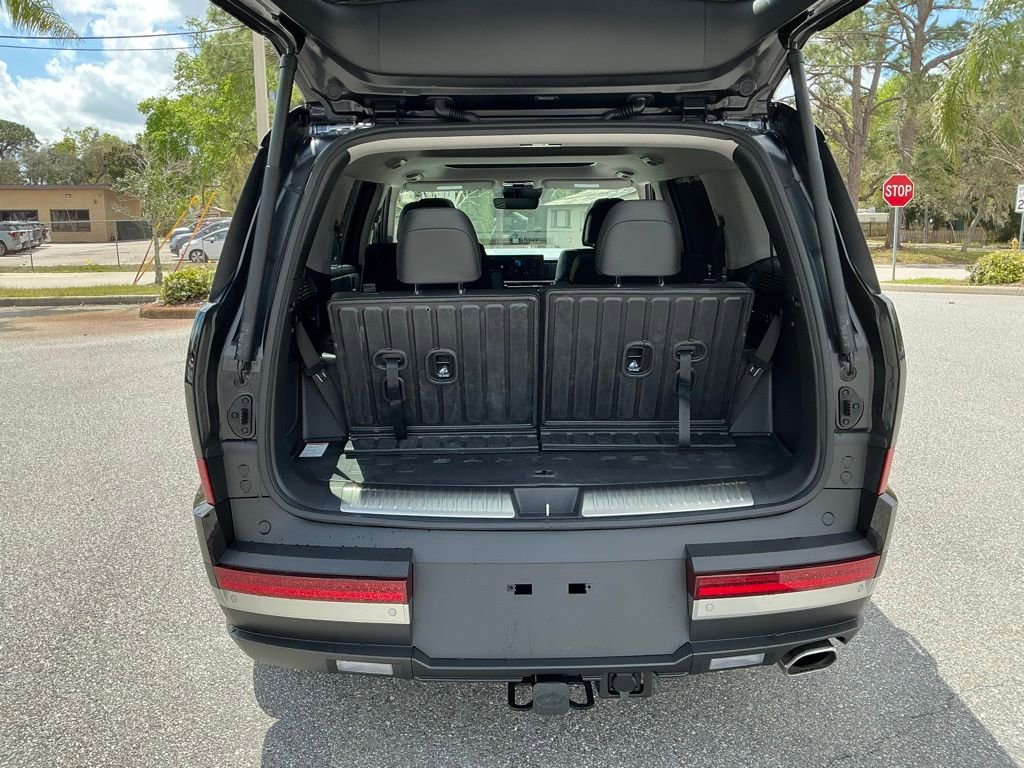 Used 2026 Hyundai Santa Fe Limited image 17
