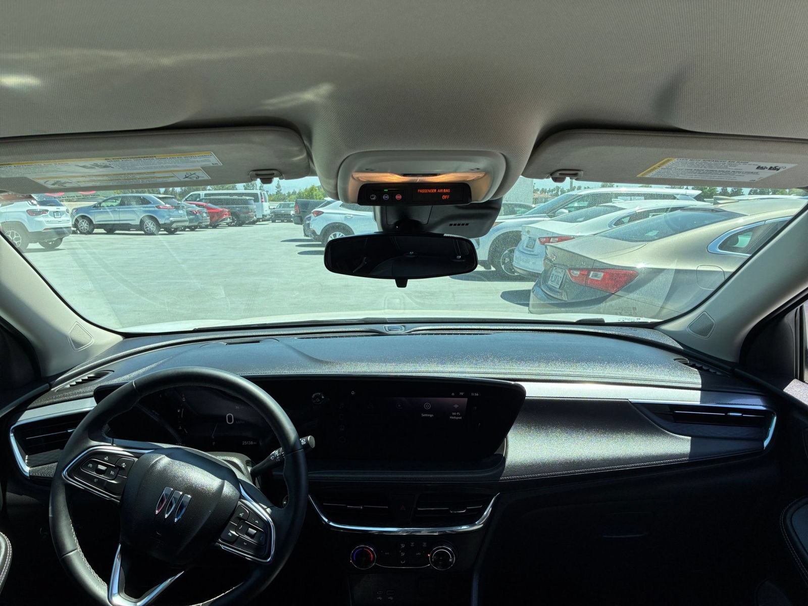 Used 2025 Buick Encore GX Preferred AWD/4WD image 31