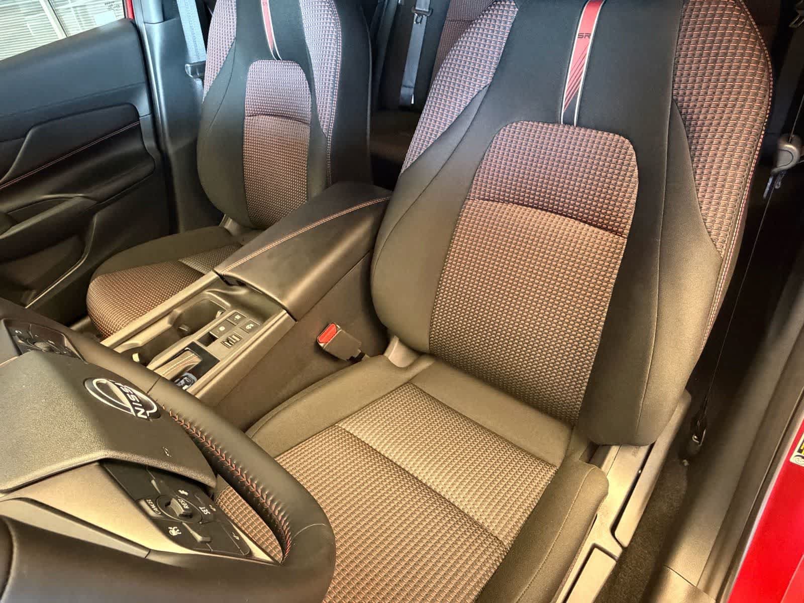 New 2027 Nissan Sentra SR w/ Floor Mat Package FWD image 29