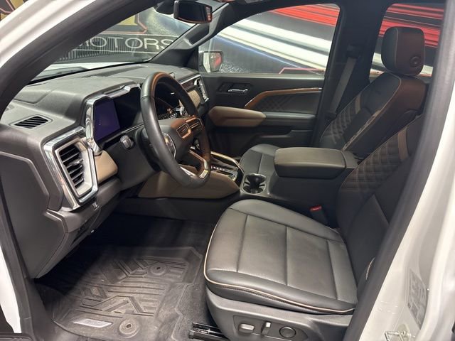 Used 2023 GMC Canyon Denali image 5