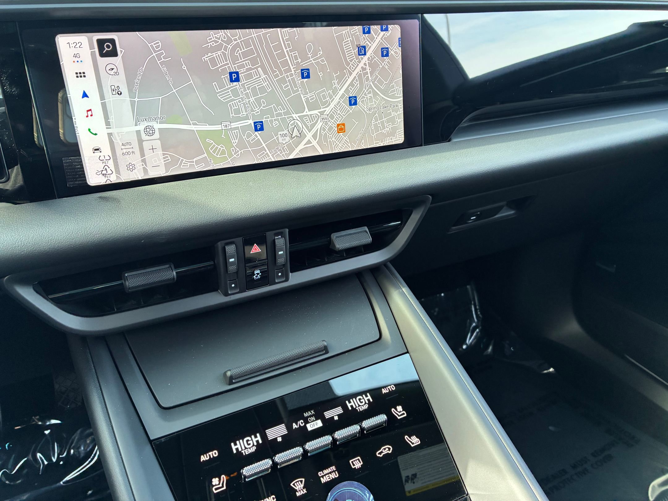 New 2026 Porsche Macan 4 Electric AWD/4WD image 29