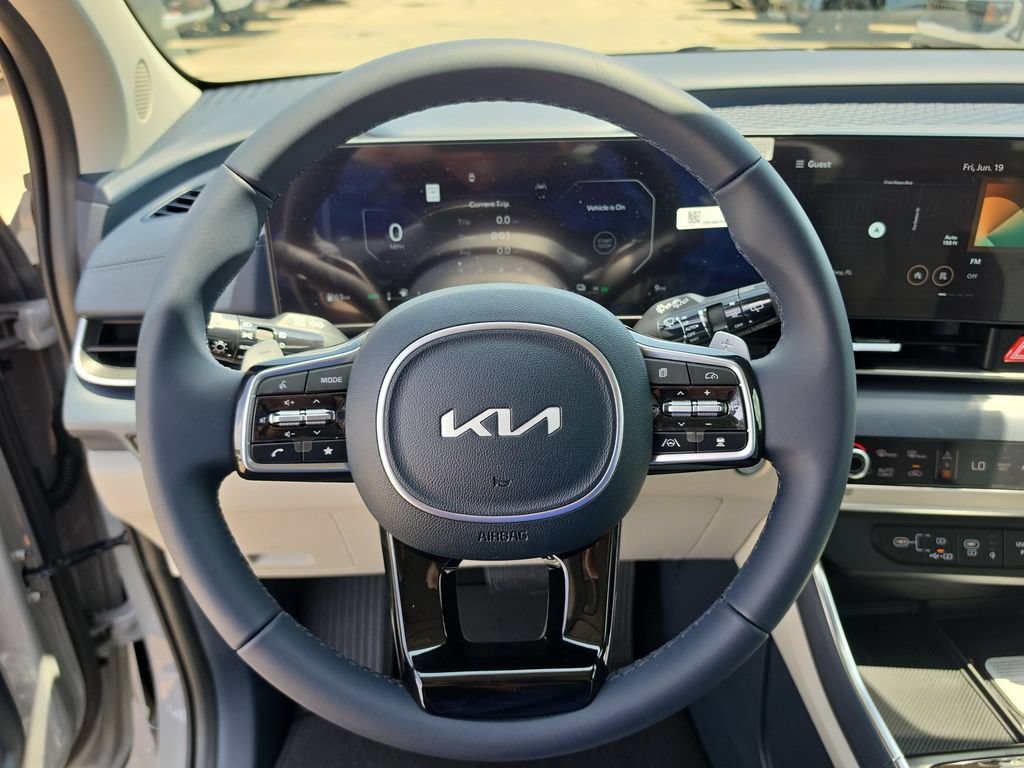 New 2026 Kia Carnival SX FWD image 31