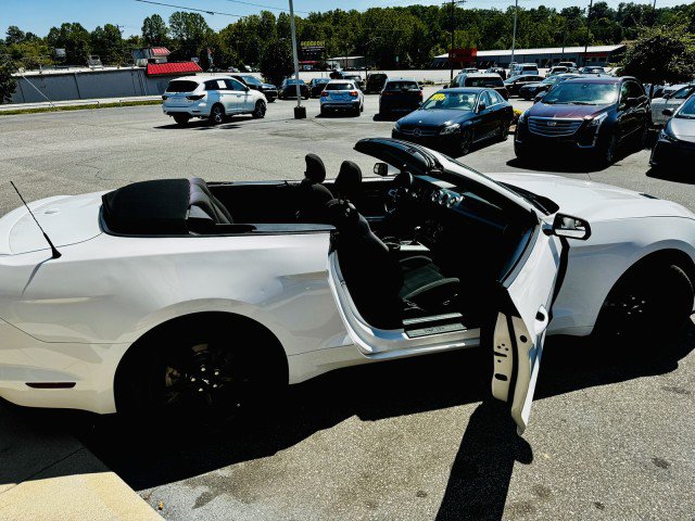 Used 2018 Ford Mustang Convertible w/ Equipment Group 101A image 12