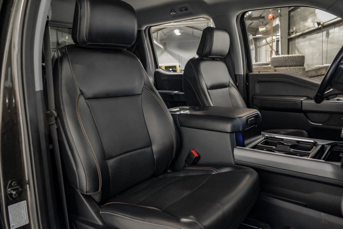 Used 2024 Ford F350 Lariat w/ FX4 Off-Road Package image 34