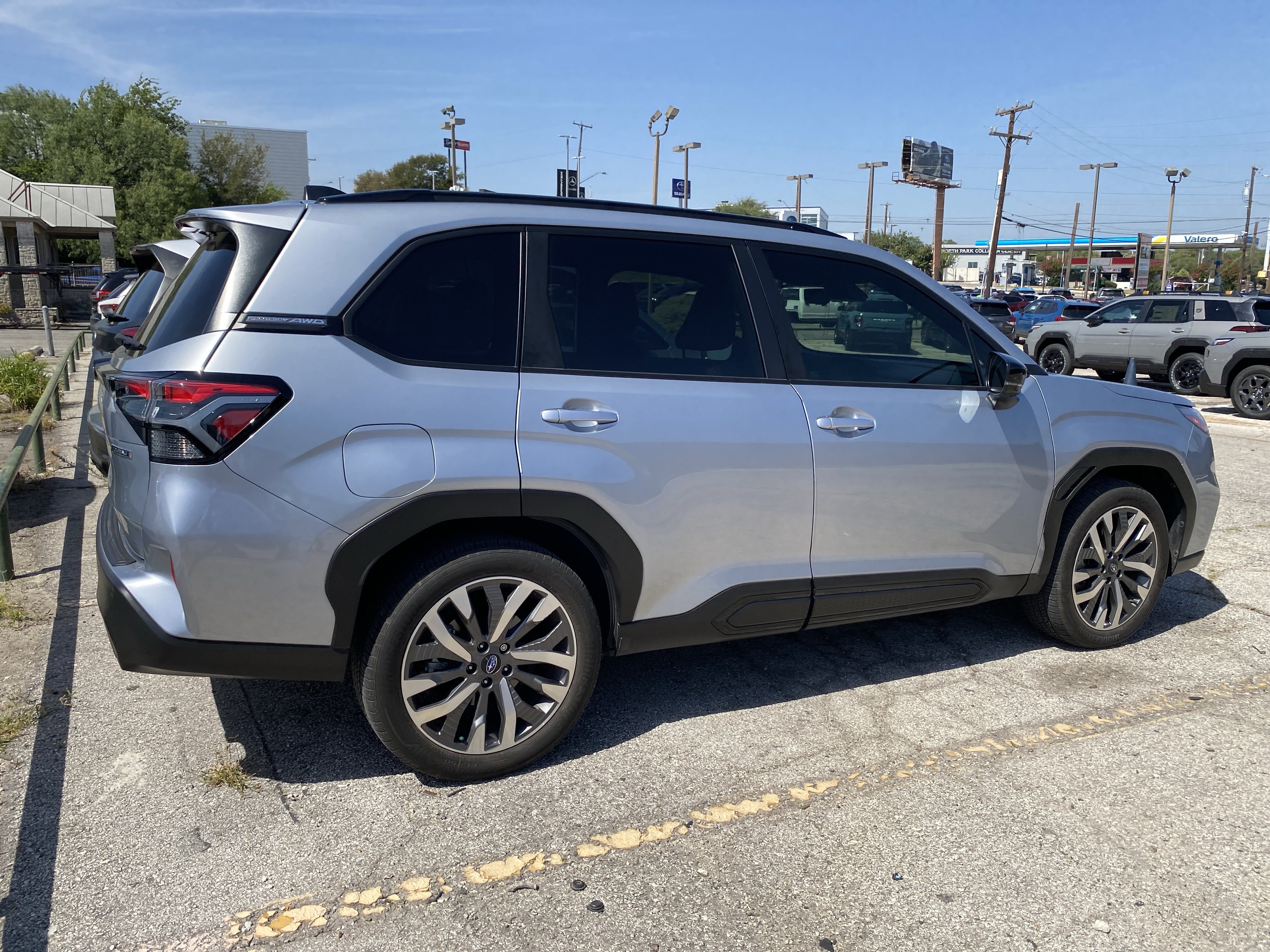 Certified 2025 Subaru Forester Touring AWD/4WD image 7