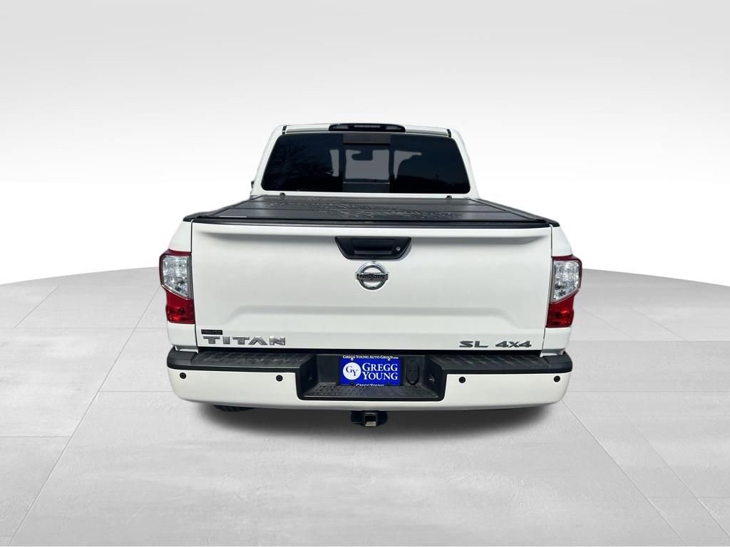 Used 2018 Nissan Titan SL w/ Chrome Package image 5