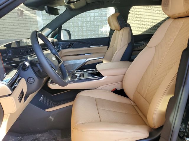 New 2025 Cadillac Escalade IQ Luxury 2 w/ LPO, Radiant Package AWD/4WD image 25
