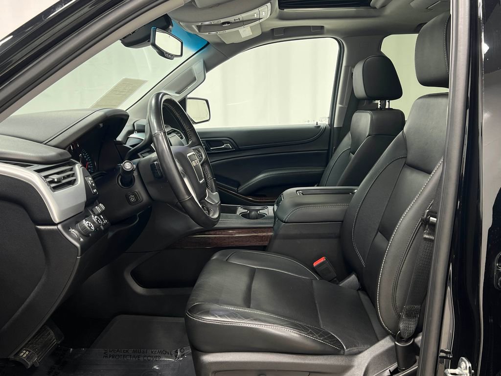 Used 2018 GMC Yukon SLT w/ Premium Edition AWD/4WD image 16