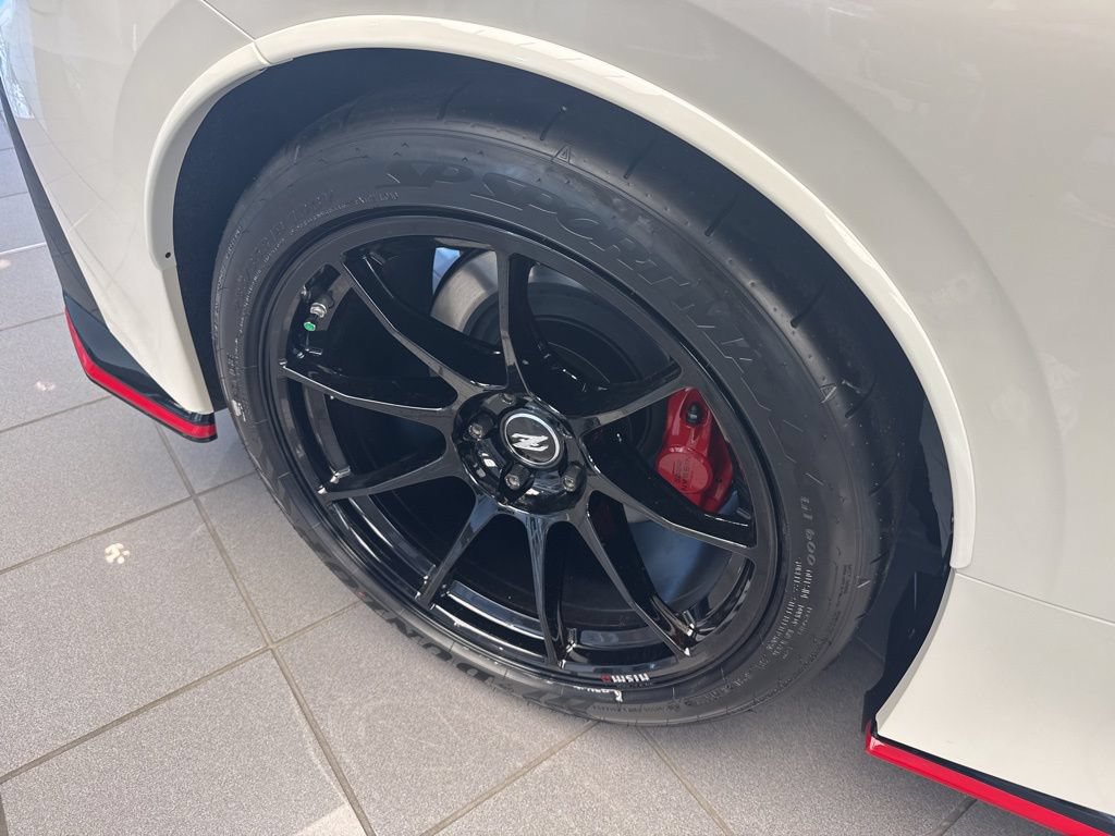 New 2026 Nissan Z NISMO w/ Floor Mat Package RWD image 7